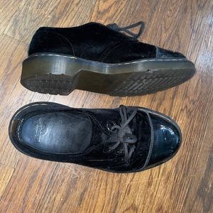 Dr. Martens oxfords - velvet and patent leather